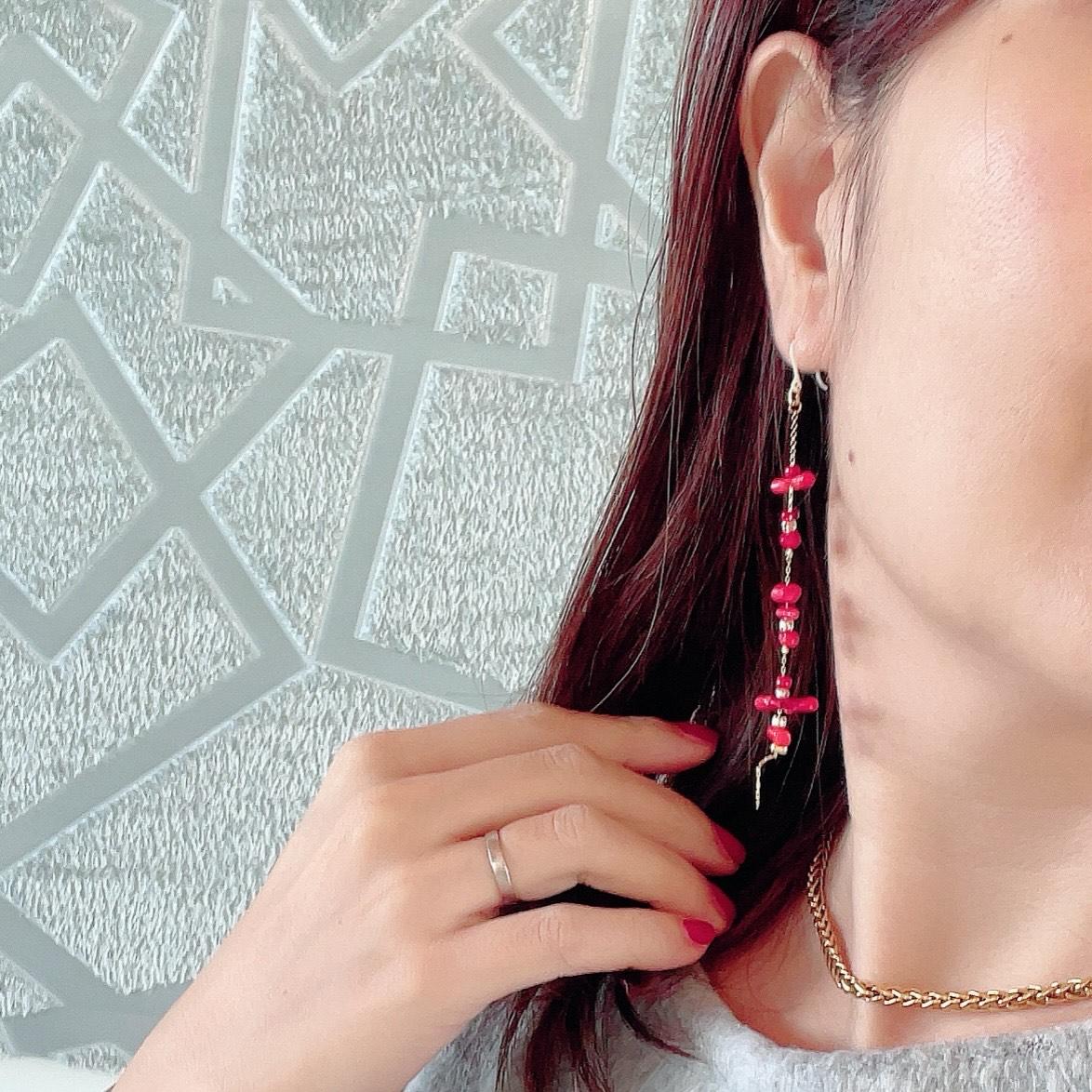 赤い珊瑚が映える！ロングチェーンピアス | 6枚目