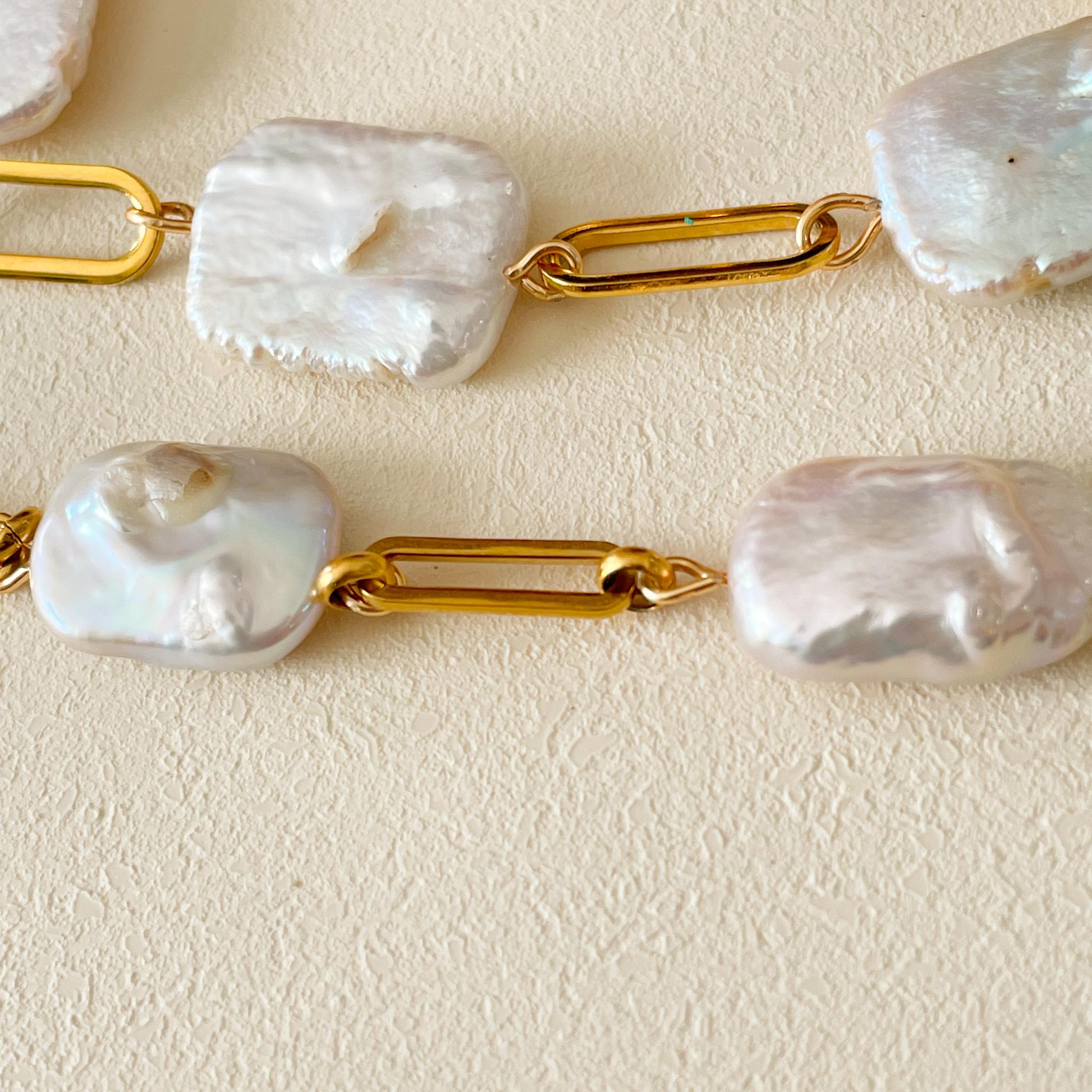 スクエアバロックパール×ゴールドステンレスチェーンの甘辛ブレスレット | 9枚目