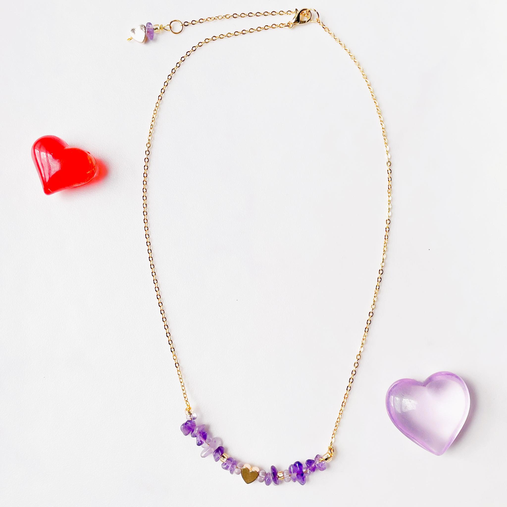 可愛いがもらえる！大人のアメジスト×ハートビーズのゴールドチェーンネックレス