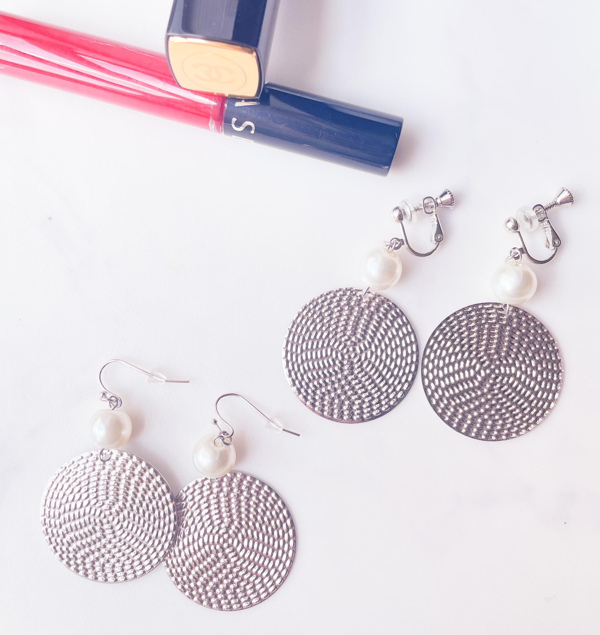 シルバーメタルパーツが煌めく　サージカルステンレスチェーンのロングネックレス(60cm) | 7枚目