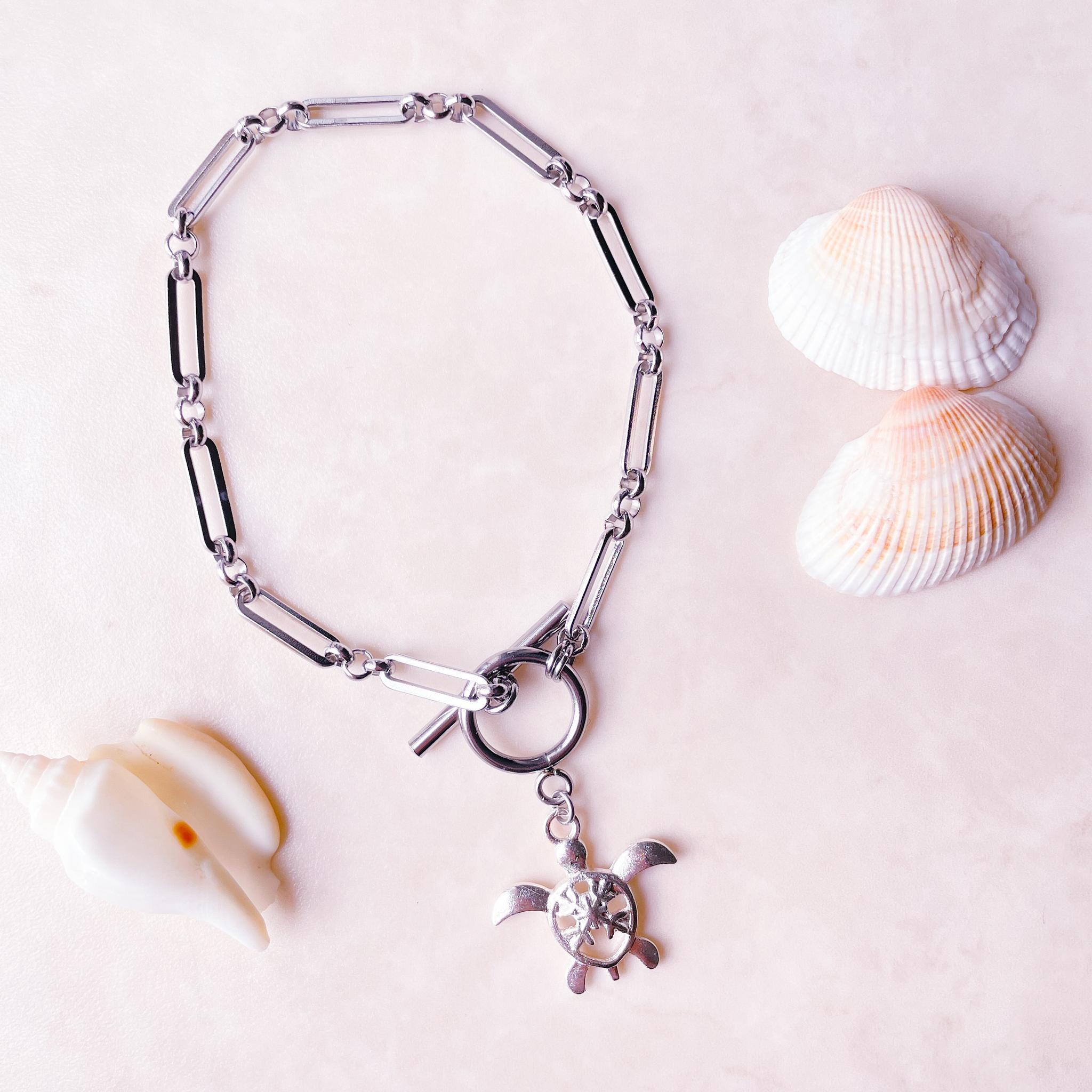 Honu”ホヌ（ウミガメ）チャームブレスレット　マンテルで留めるの簡単！メンズ・ユニセックスデザイン(短く調整可能)