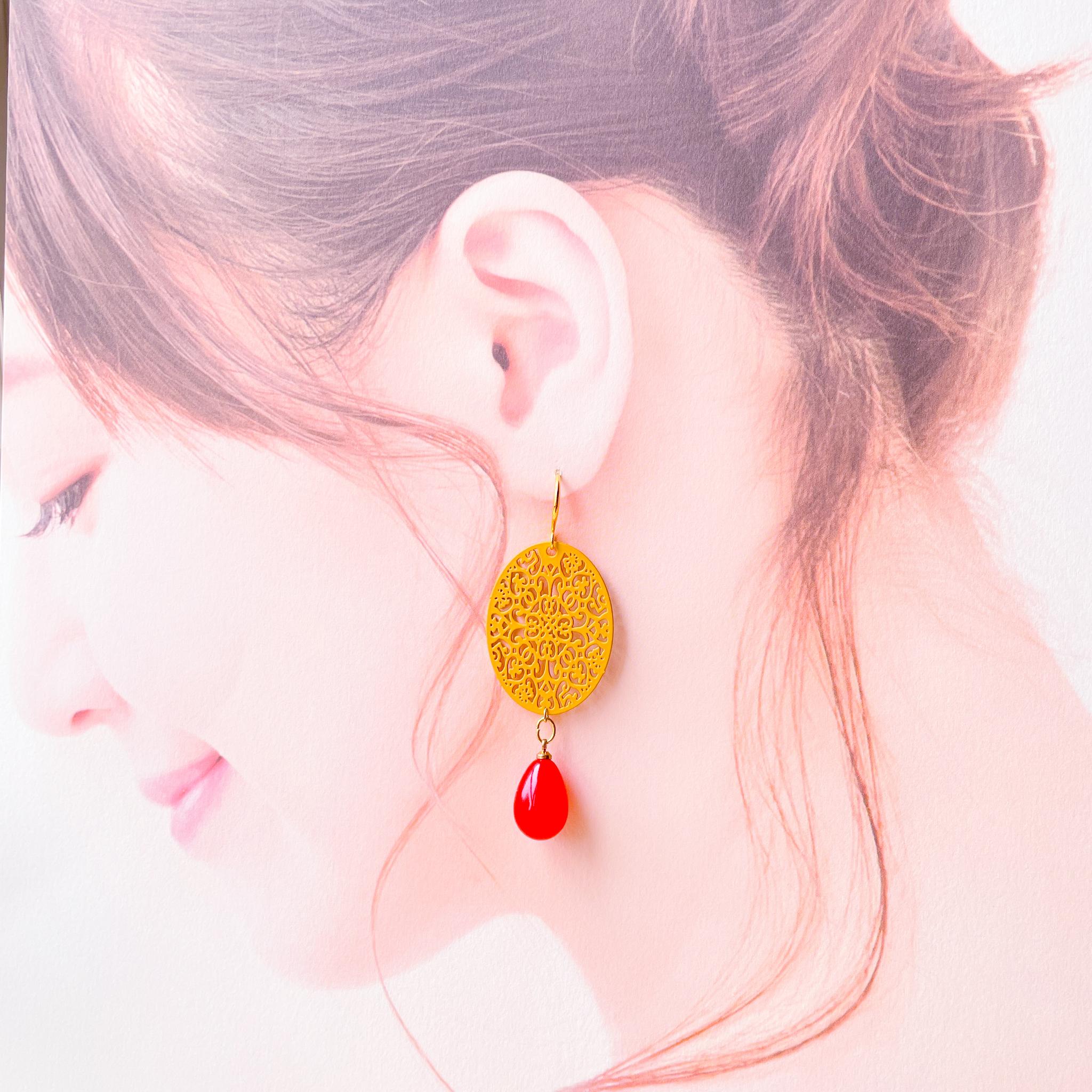 軽くて映える！赤いドロップが揺れるオリエンタルブルームピアス | 5枚目