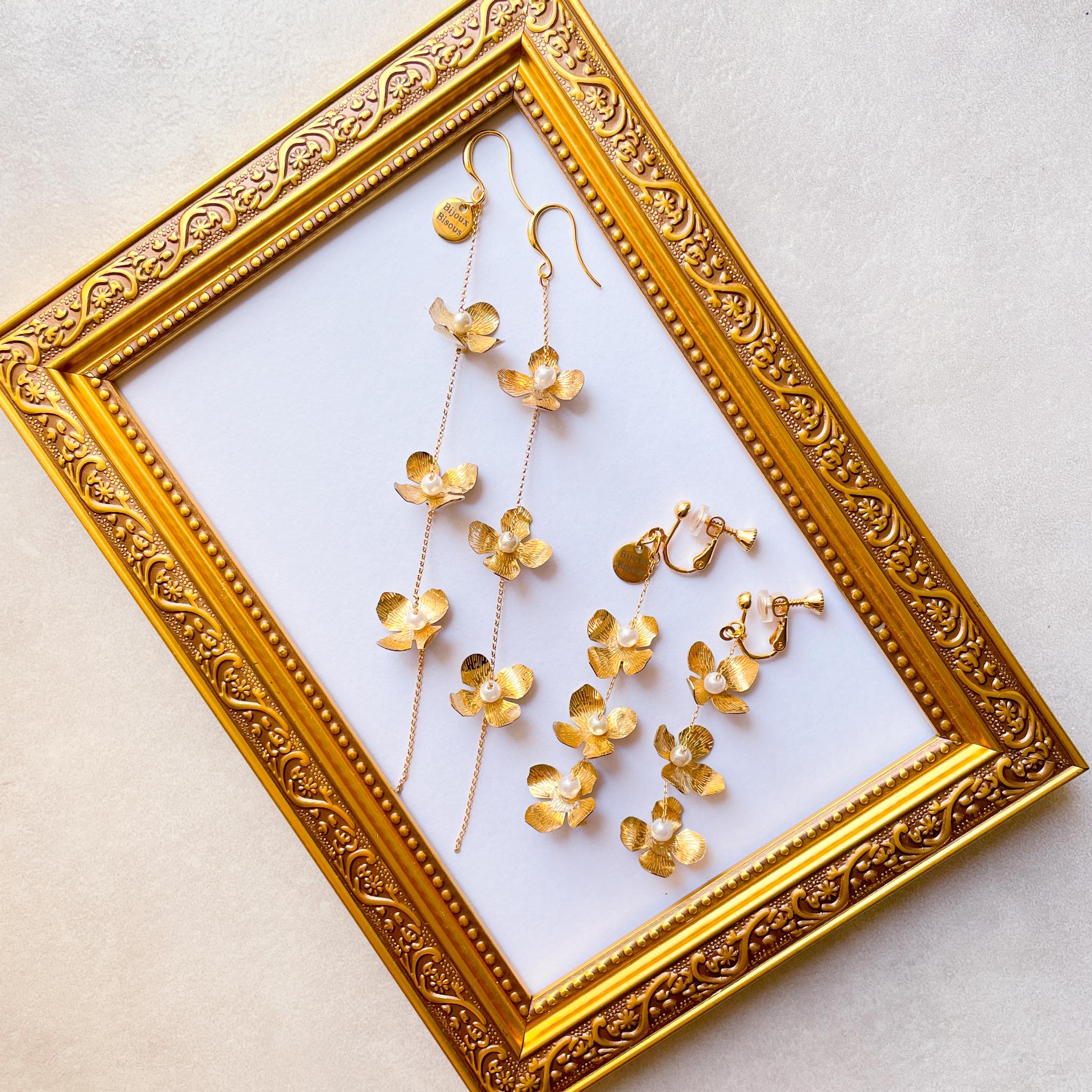 小顔効果を演出◆ゴールドメタルフラワーが揺れるロングチェーンピアス・イヤリング　長さ2種類　お呼ばれ　オケージョン | 16枚目