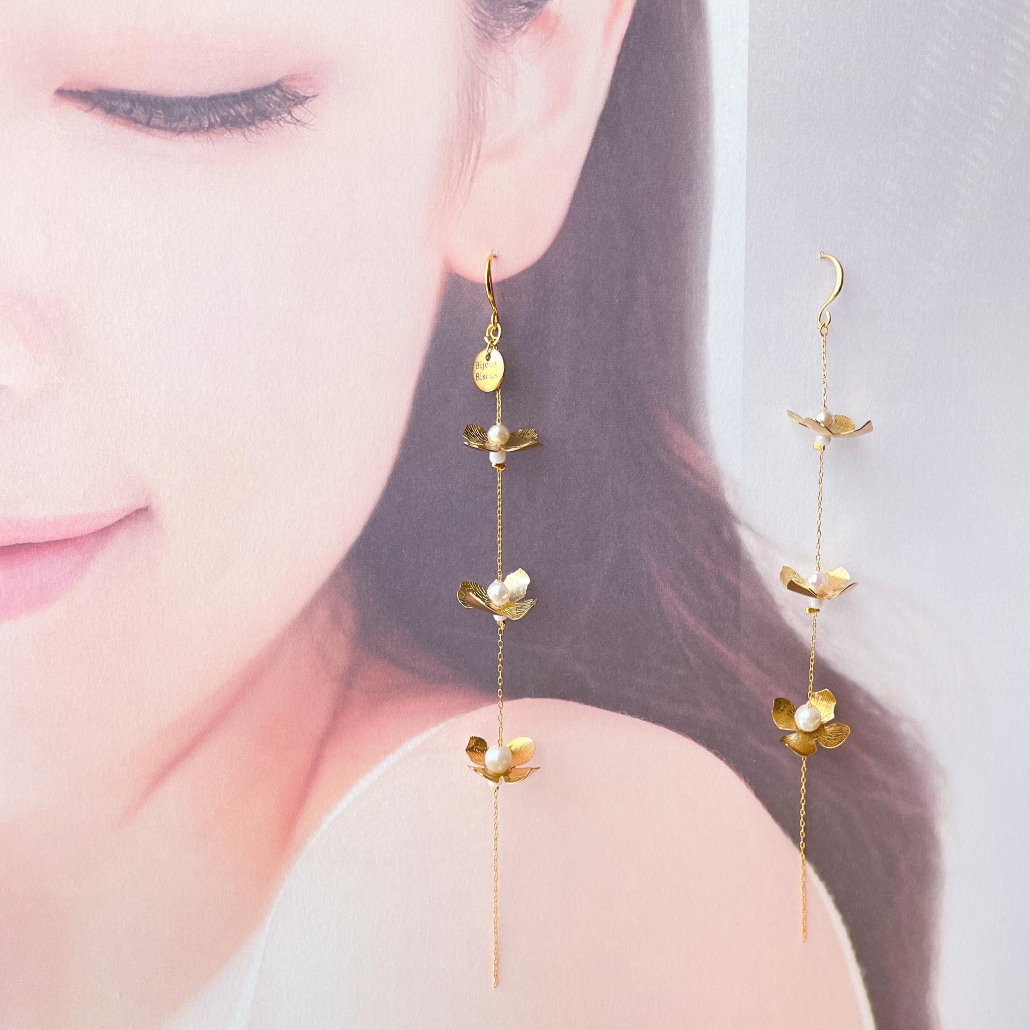 小顔効果を演出◆ゴールドメタルフラワーが揺れるロングチェーンピアス・イヤリング　長さ2種類　お呼ばれ　オケージョン | 8枚目