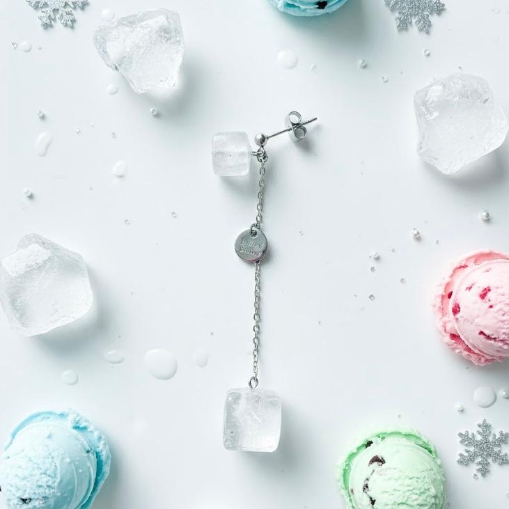 クールな氷のチェーンピアス（片耳用） ～　Ice cube earrings | 6枚目